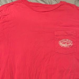 vineyard vines tee